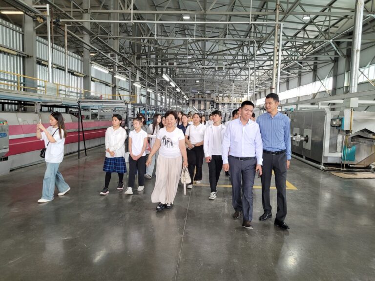 Оқушылар өндірісте. Бал Текстиль мен АГФ групп (11)