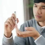 depositphotos_496064582-stock-photo-asian-man-using-lancet-finger