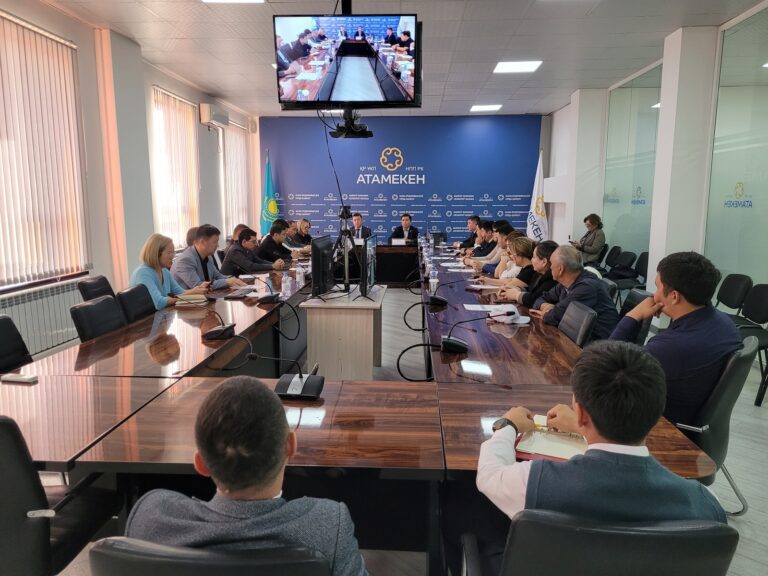 Білім салалық кеңесі (9)